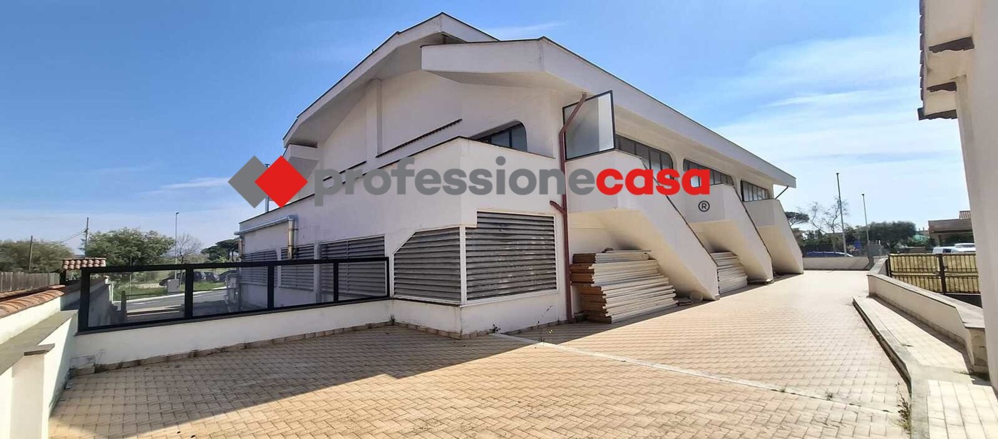 Negozio in affitto a Pomezia