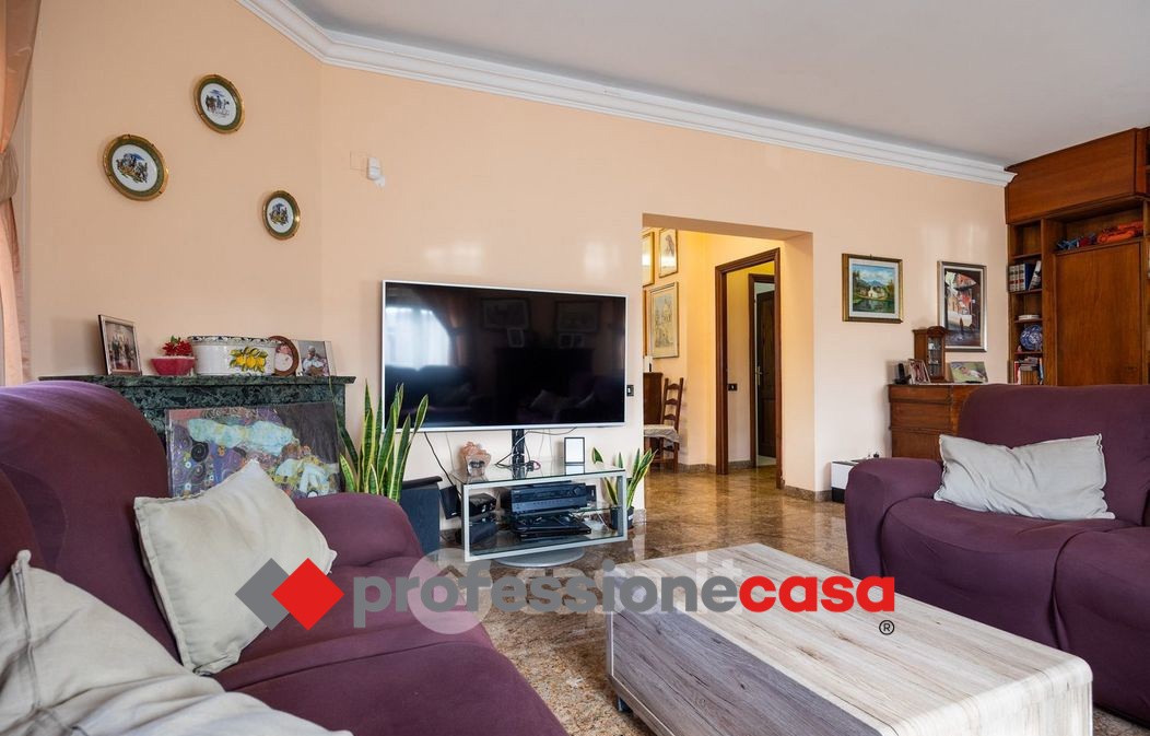 Casa indipendente con giardino a Pomezia