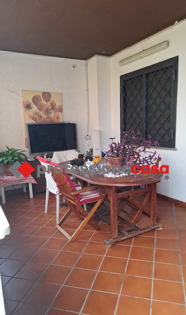 Villa con giardino a Pomezia