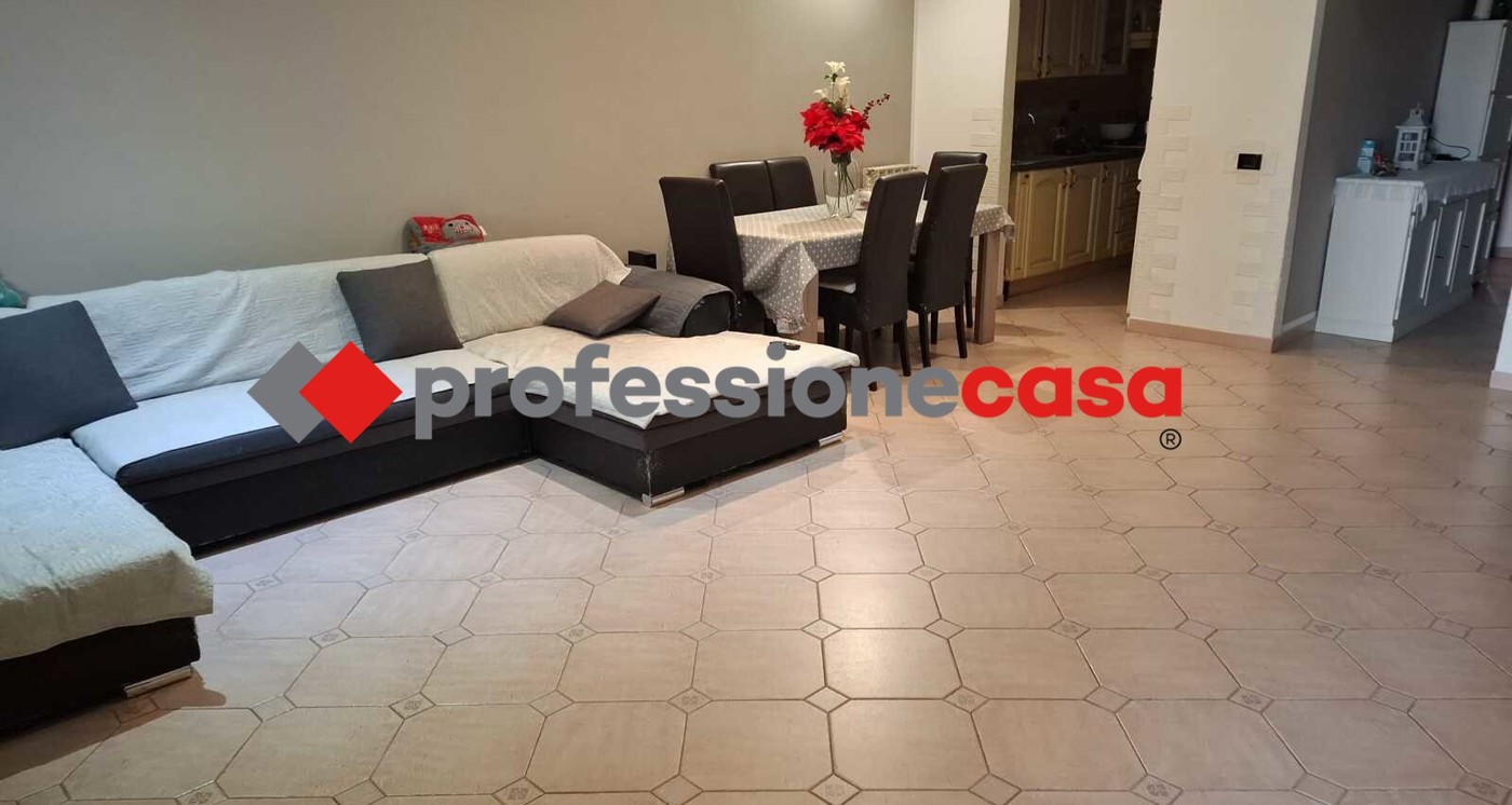 Villa con giardino a Pomezia