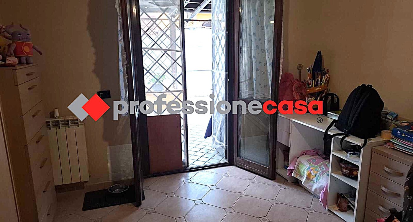 Villa con giardino a Pomezia