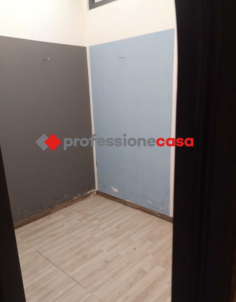 Negozio in vendita a Pomezia