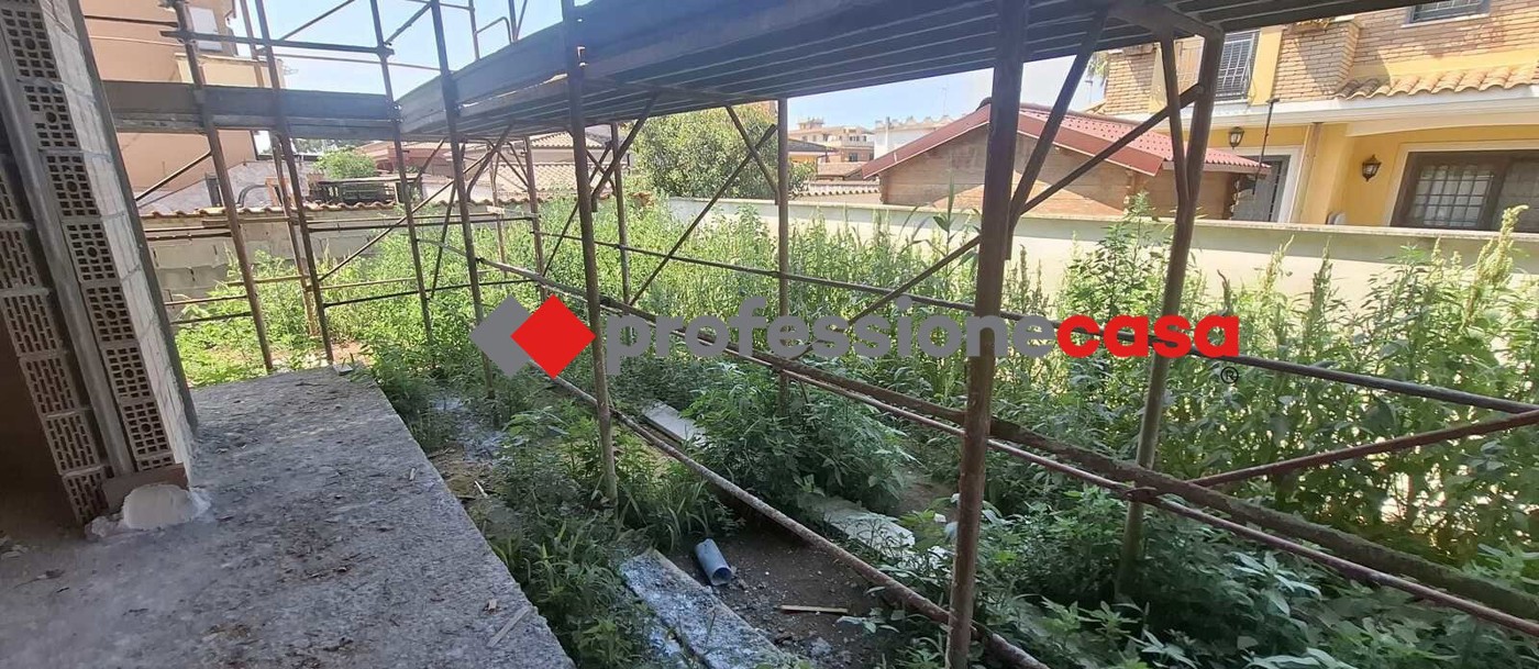 Bilocale con giardino a Pomezia