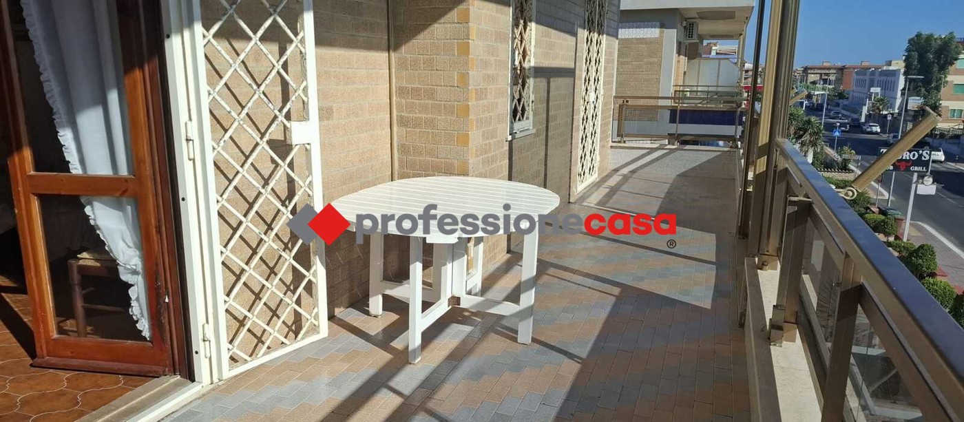 Bilocale vista mare a Pomezia