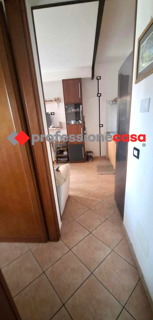 Casa indipendente con giardino a Pomezia