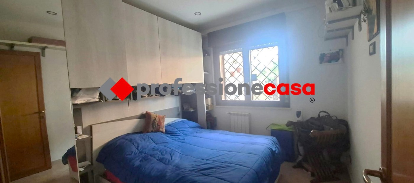 Casa indipendente con giardino a Pomezia