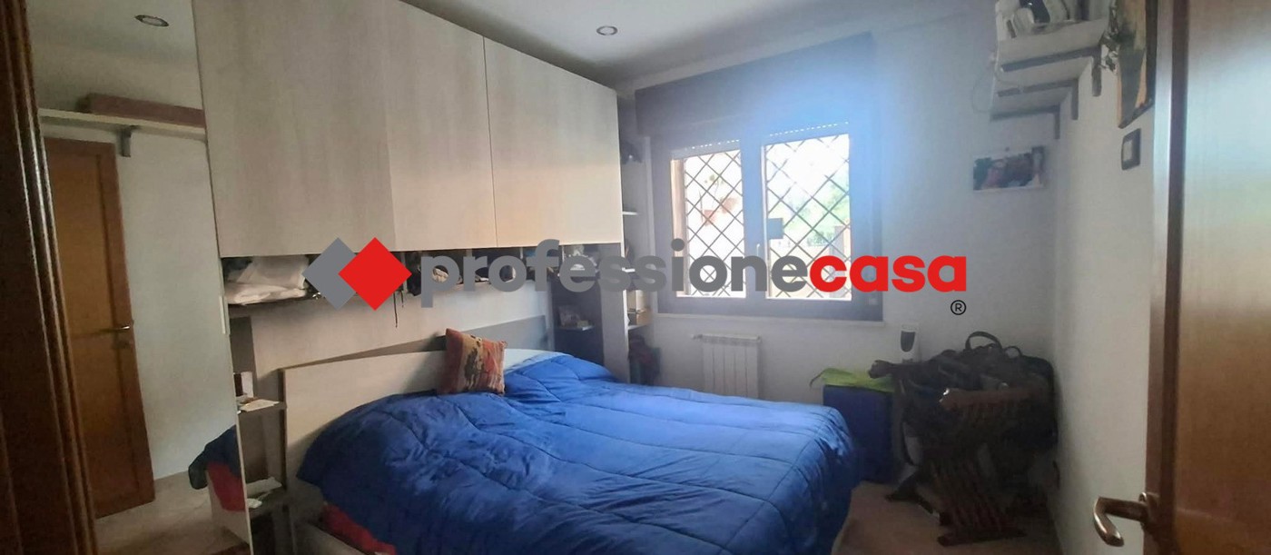 Casa indipendente con giardino a Pomezia