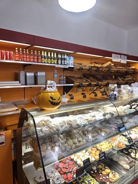 Locale commerciale in vendita a Genova