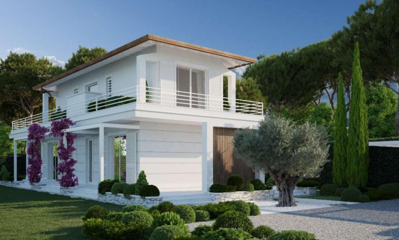 Villa con giardino a Forte dei Marmi