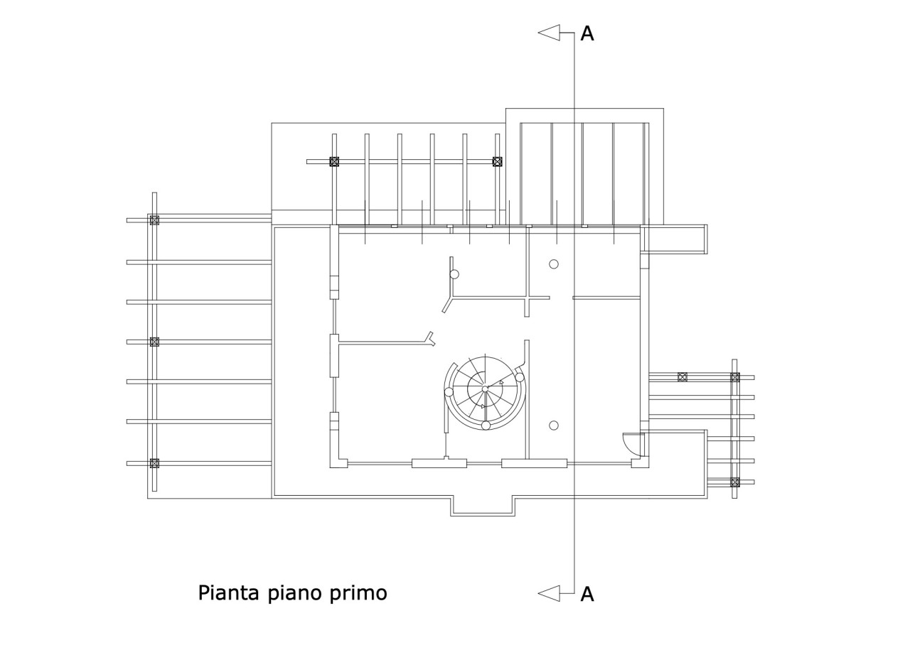 Villa con giardino a Montignoso
