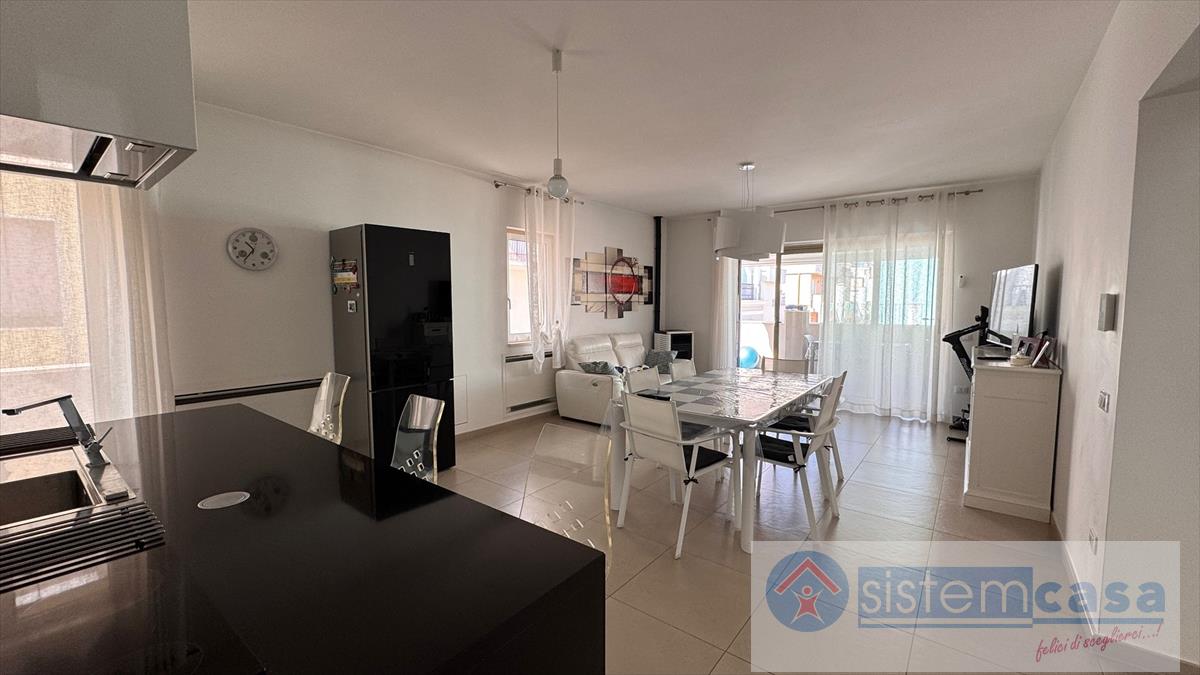 Casa indipendente in vendita, Corato v.le 4 novembre