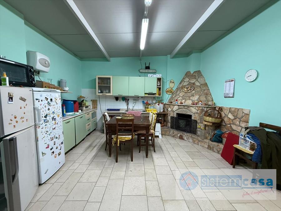 Villa con giardino, Corato zona via castel del monte