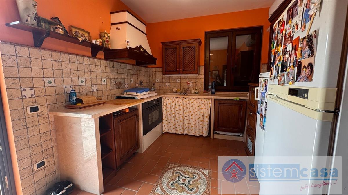 Villa con giardino, Corato zona via castel del monte