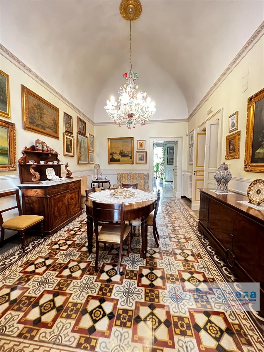Appartamento con box, Corato corso garibaldi