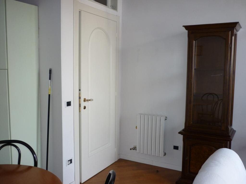 Appartamento in vendita a Parma, Oltretorrente