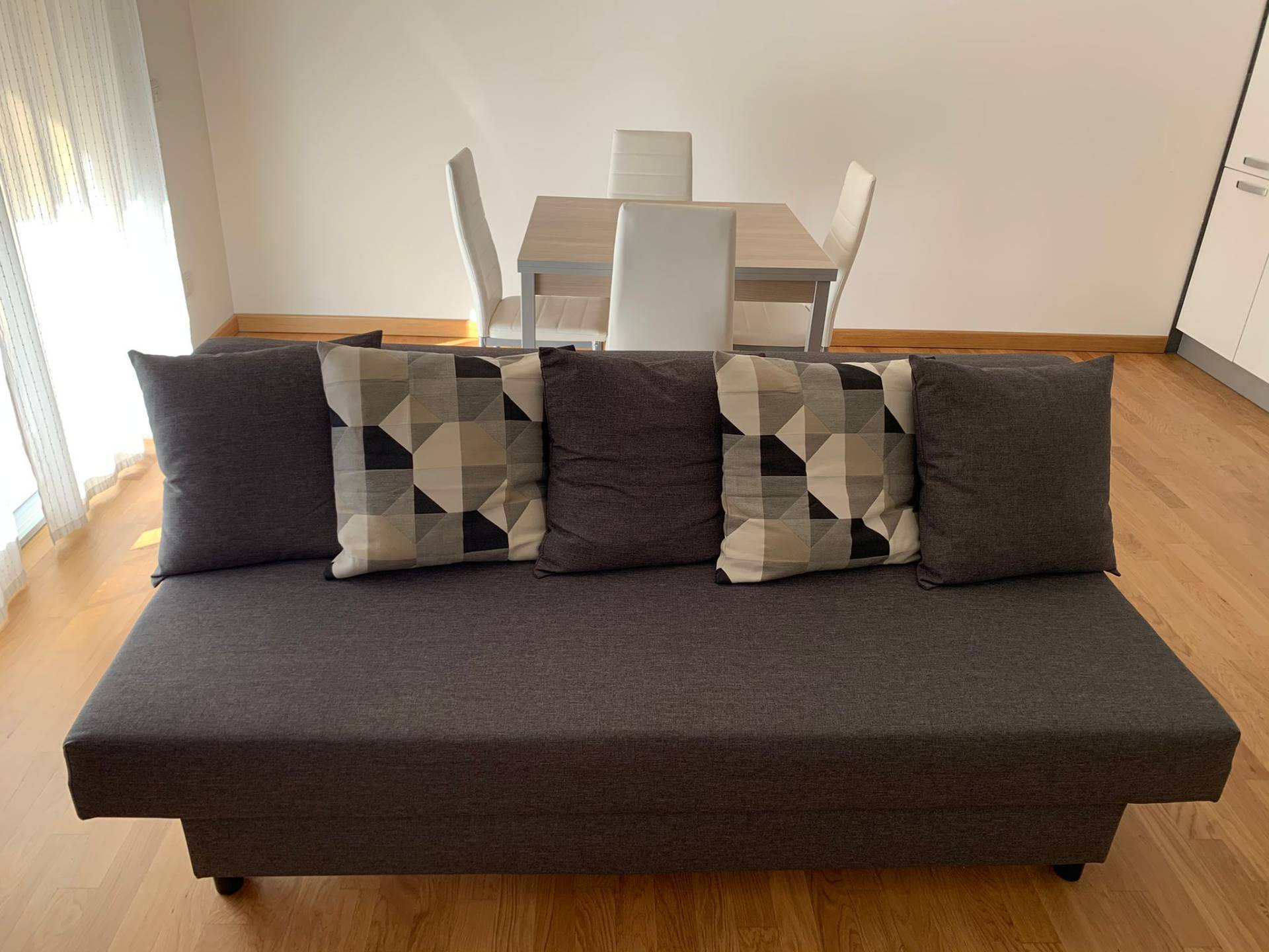 Appartamento in affitto a Parma, Lubiana