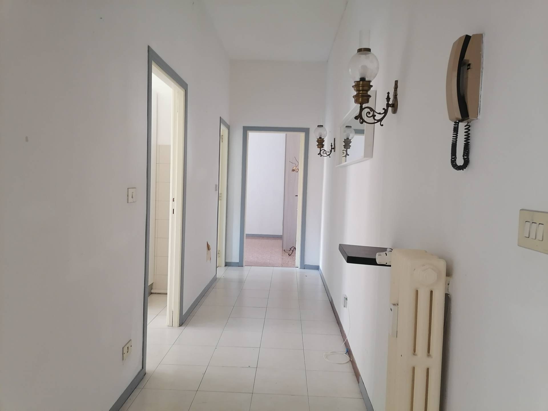 Appartamento in affitto a Parma, Montanara