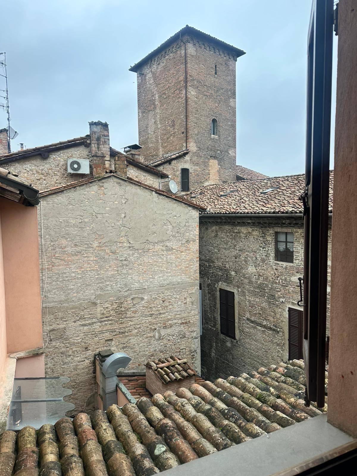 Appartamento in affitto a Parma, Centro storico