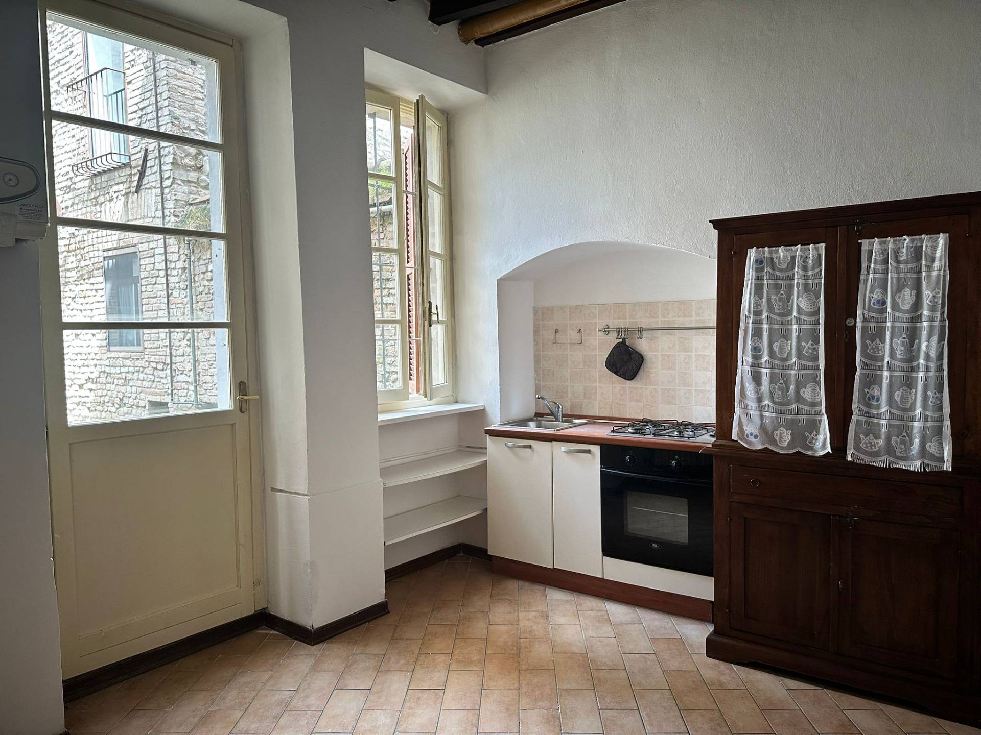 Appartamento in vendita a Parma, Centro storico