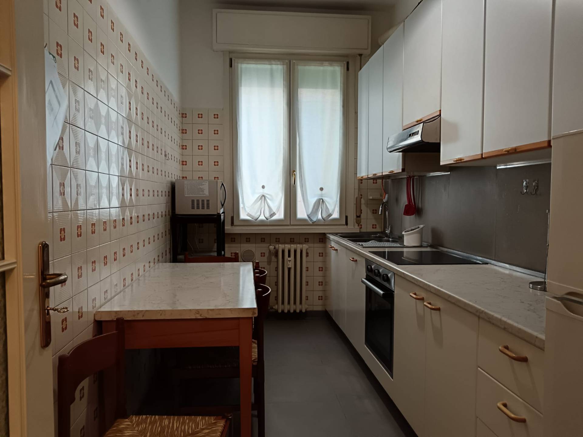 Appartamento in affitto a Parma, Oltretorrente