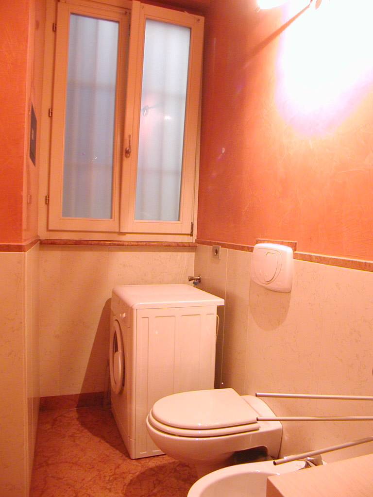 Appartamento in affitto a Parma, Centro storico