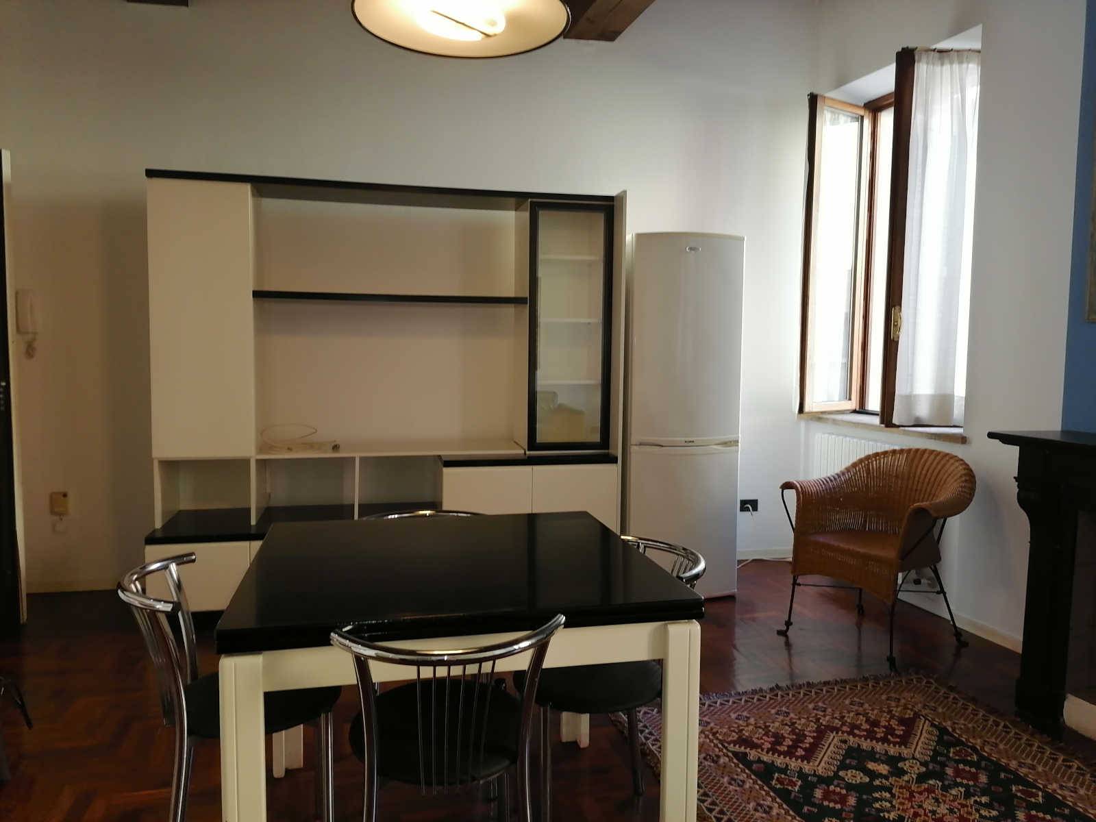 Appartamento in affitto a Parma, Centro storico