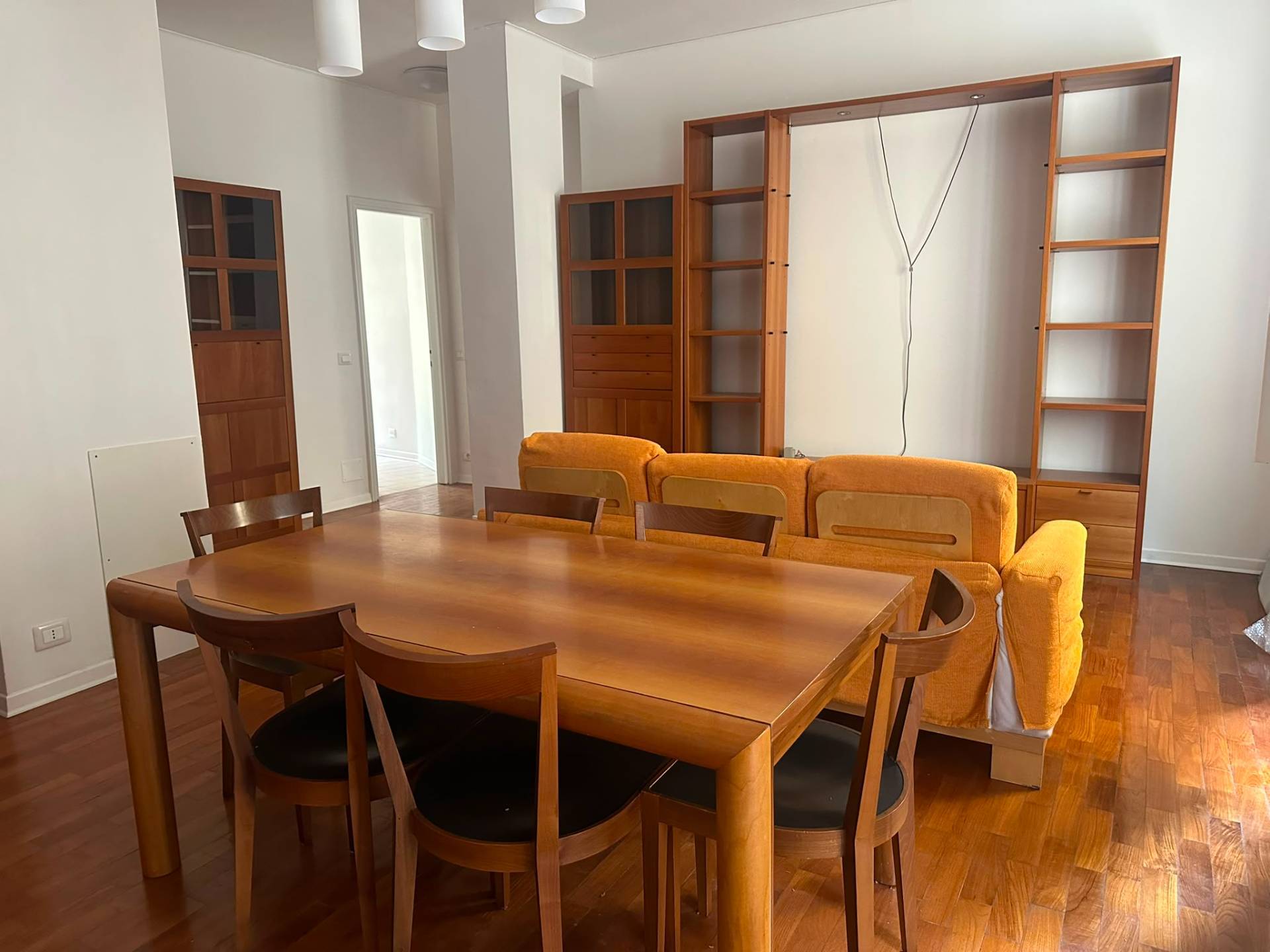 Appartamento in affitto a Parma, Centro storico
