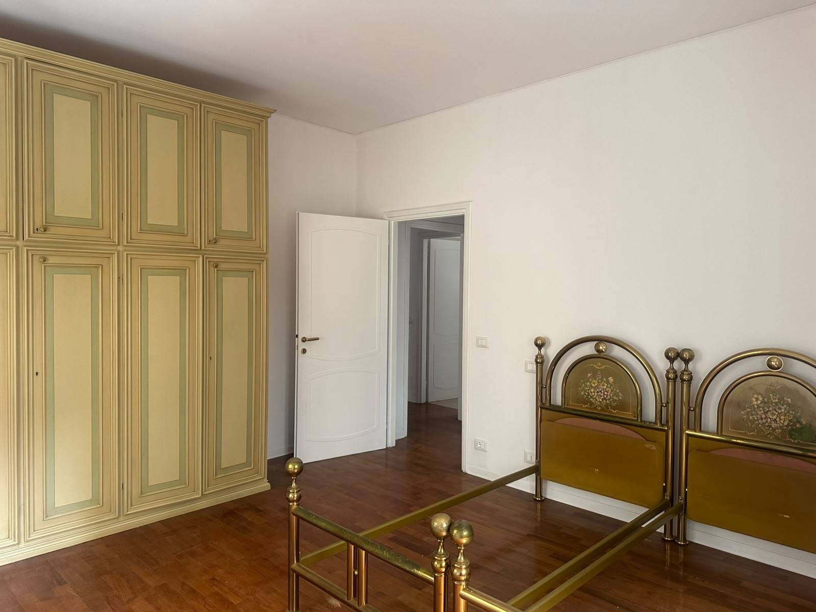 Appartamento in affitto a Parma, Centro storico