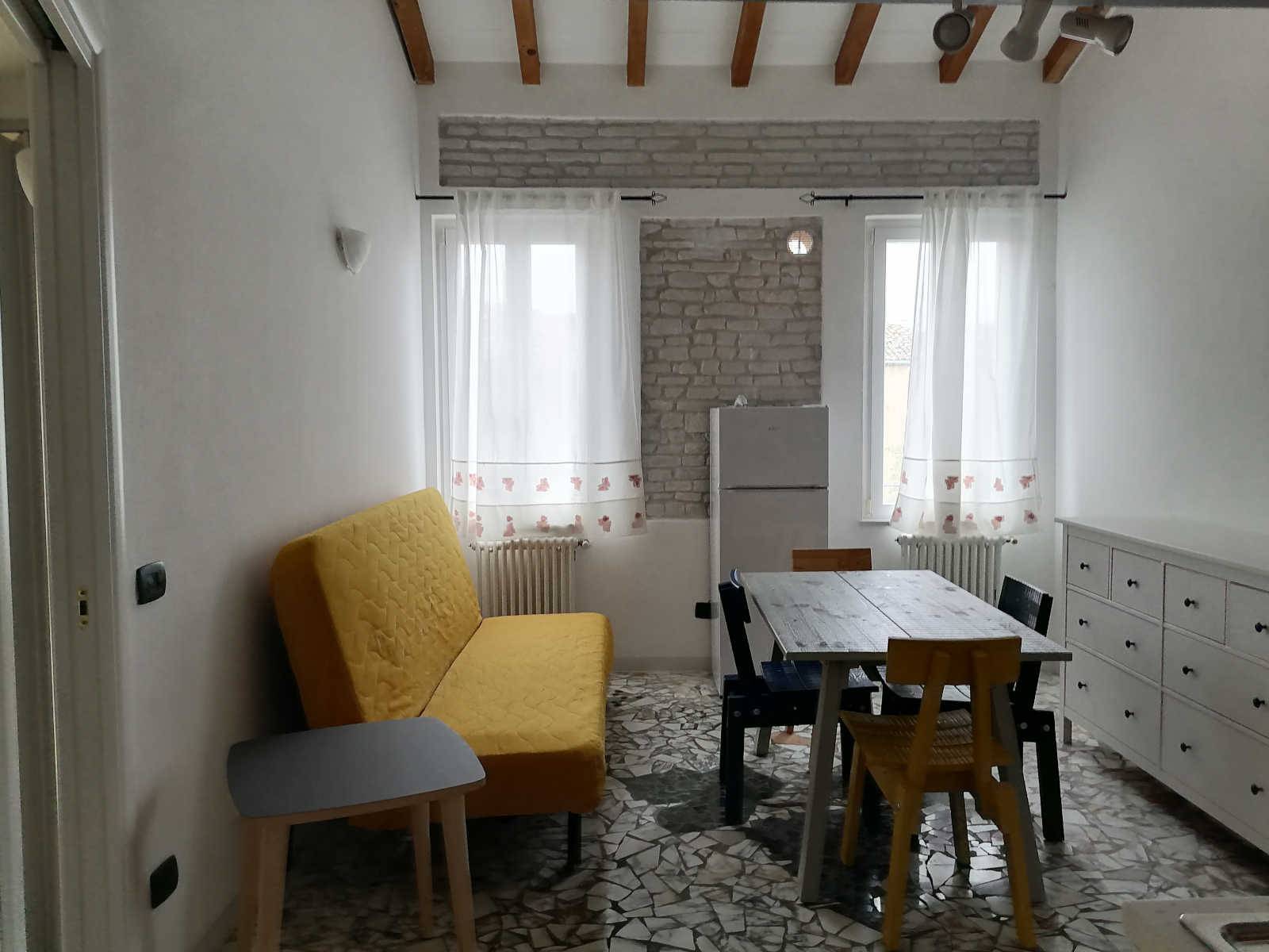 Appartamento in affitto a Parma, Oltretorrente
