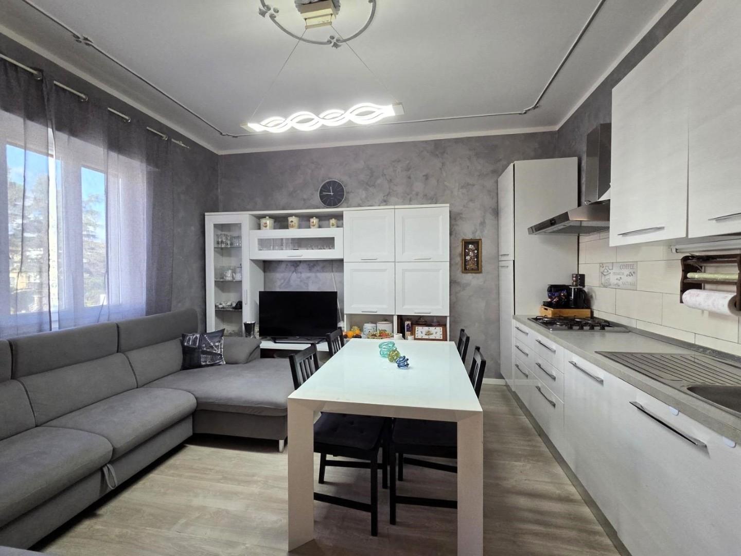 Quadrilocale con terrazzo, Fucecchio ponte a cappiano