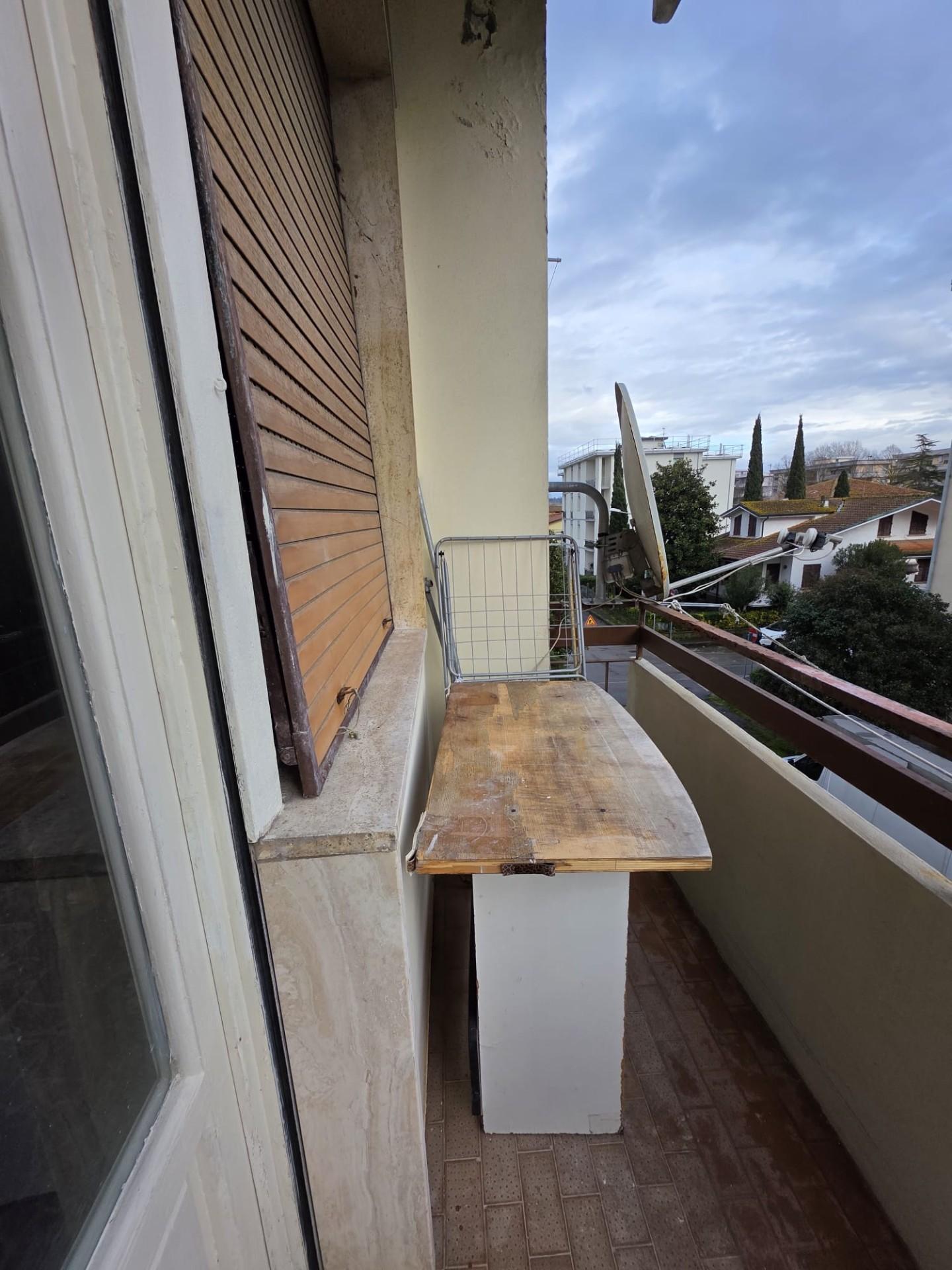 Quadrilocale con terrazzi a Fucecchio