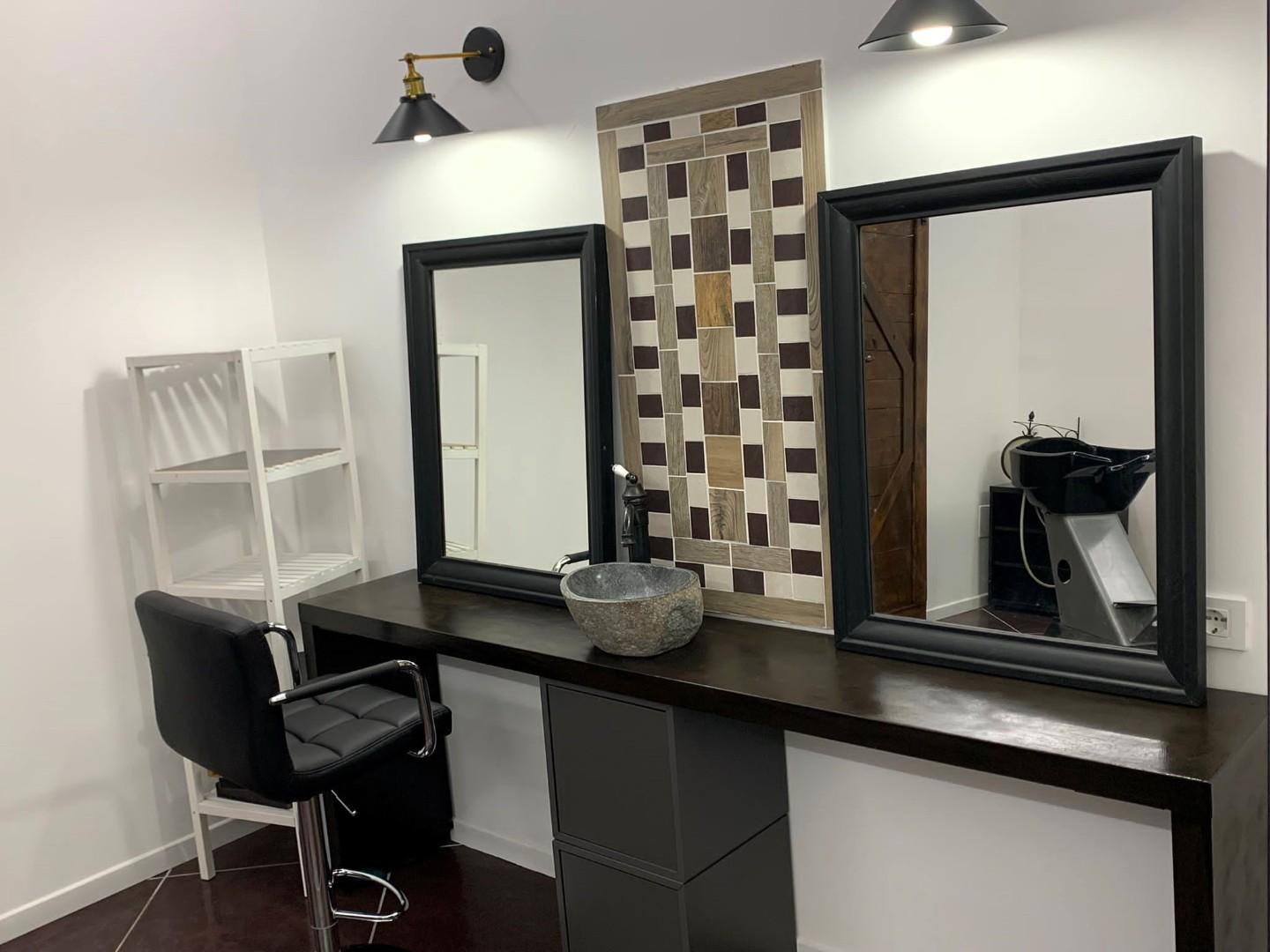 Locale commerciale in vendita a Fucecchio