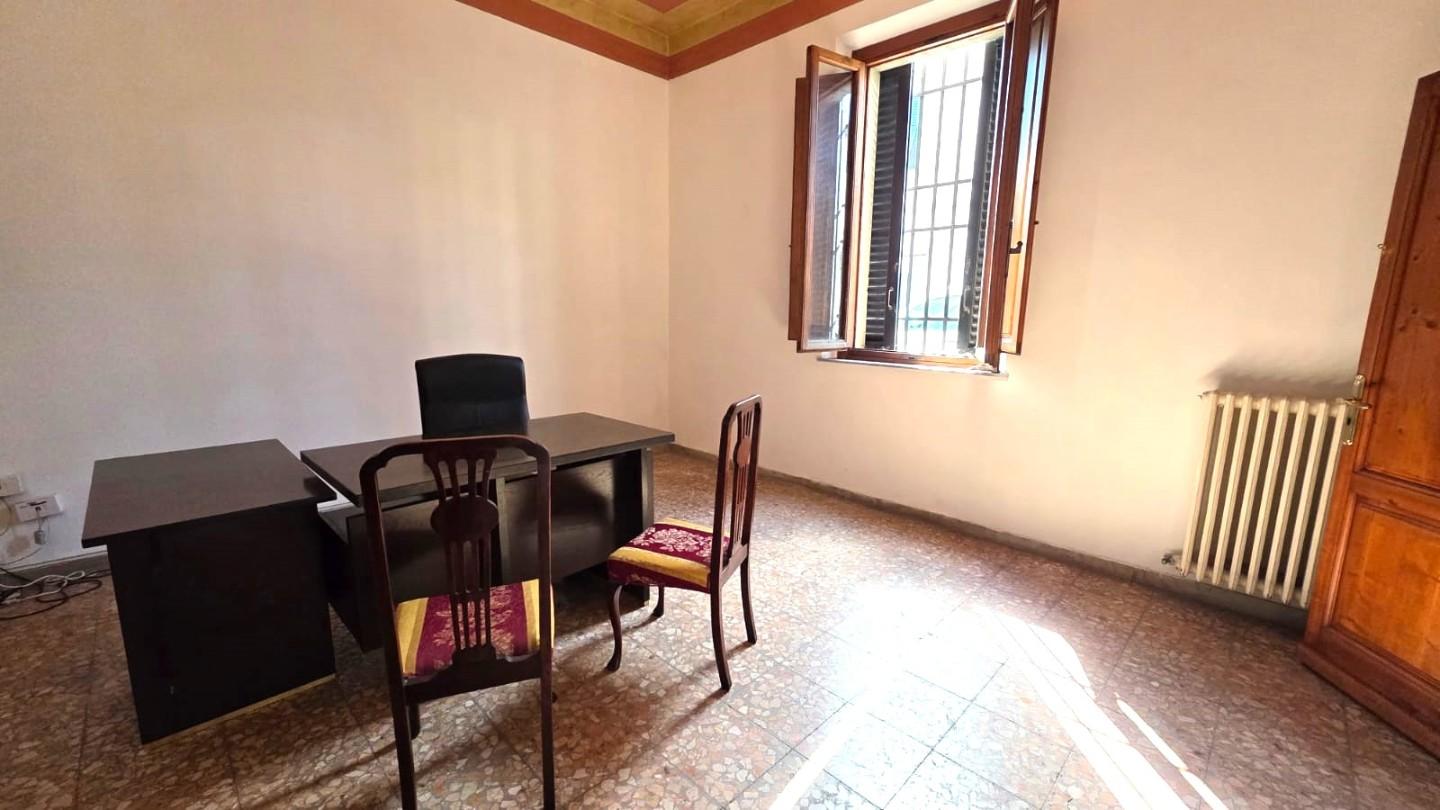 Ufficio in affitto a Santa Croce sull'Arno