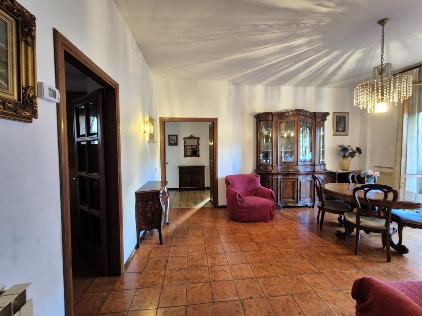 Appartamento con terrazzi a Santa Croce sull'Arno