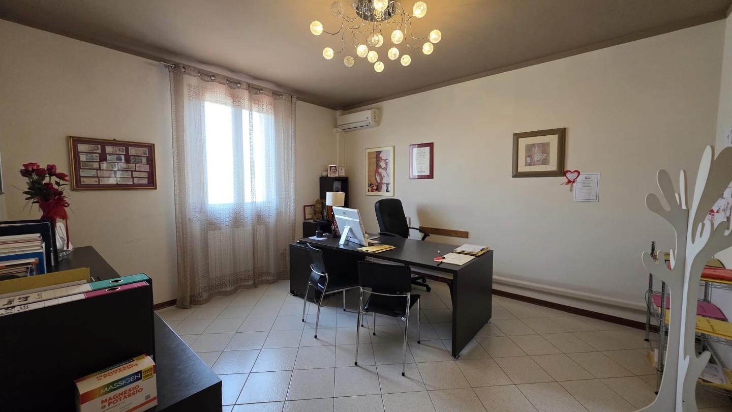 Ufficio in affitto a Fucecchio