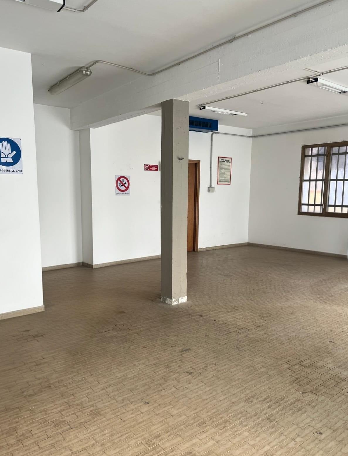 Locale commerciale in vendita a Castelfranco di Sotto