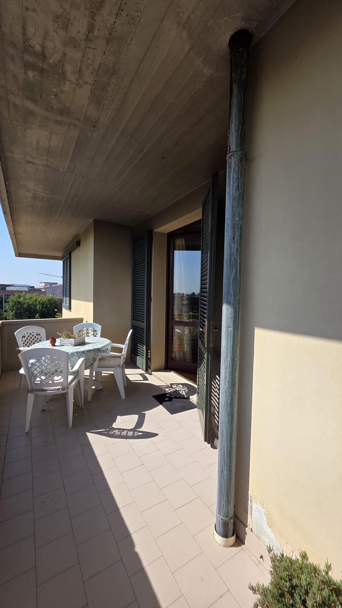 Appartamento con terrazzo, San Miniato ponte a egola