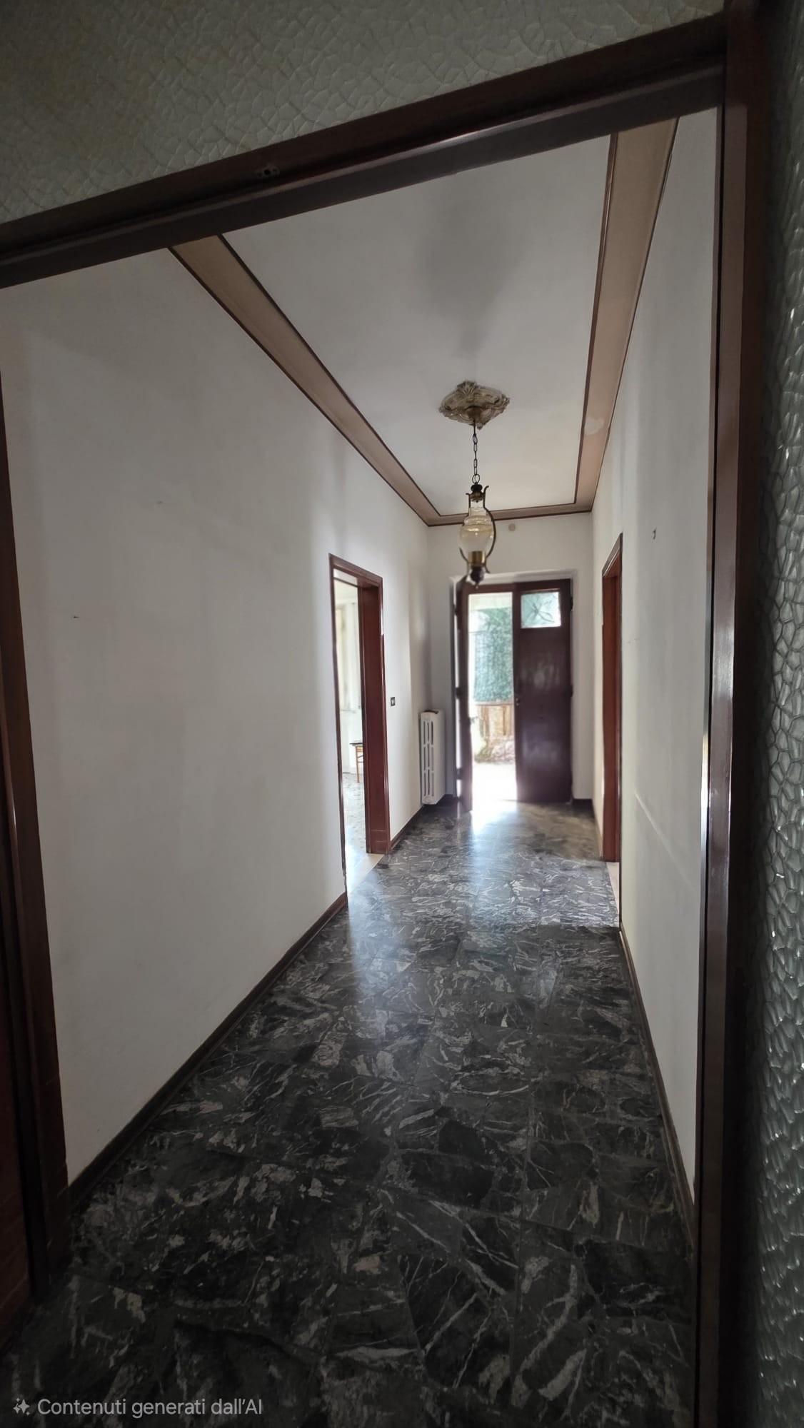 Casa indipendente con giardino, Montopoli in Val d'Arno capanne