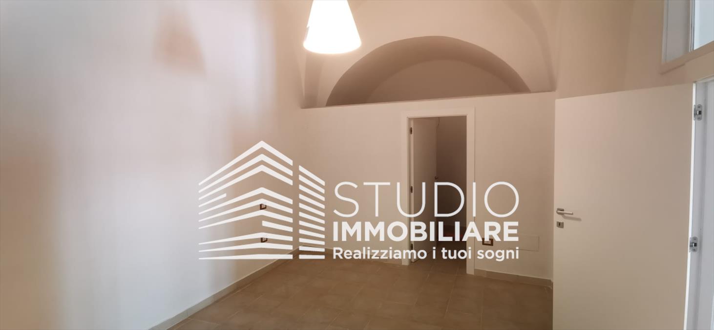 Bilocale ristrutturato, Ruvo di Puglia scuola carducci