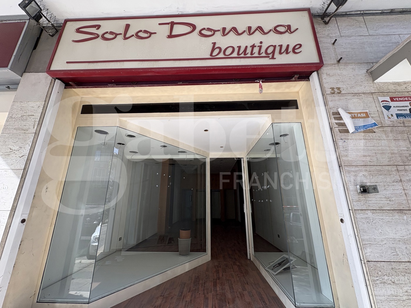 Negozio in affitto a Bari