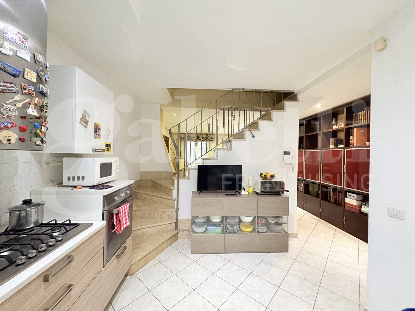 Villa con box a Noicttaro