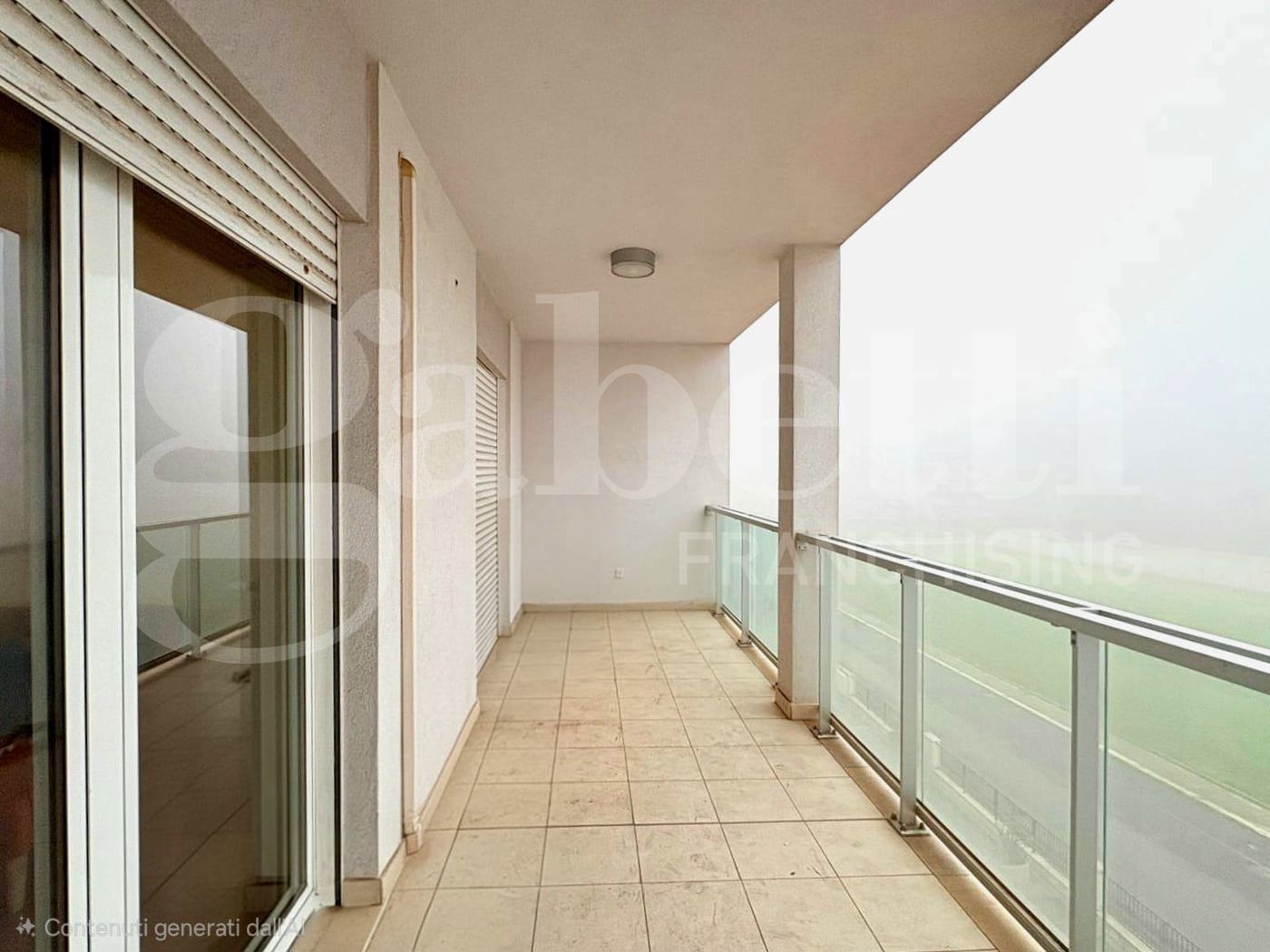 Trilocale con box a Bari