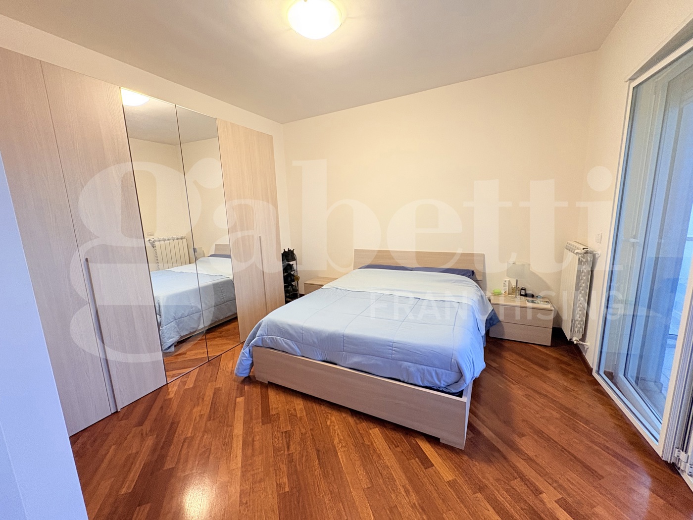 Trilocale con box a Bari