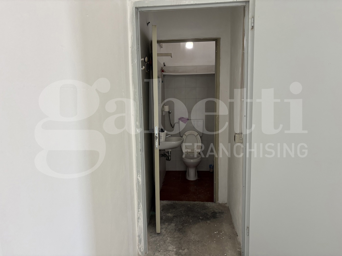 Laboratorio in affitto a Bari