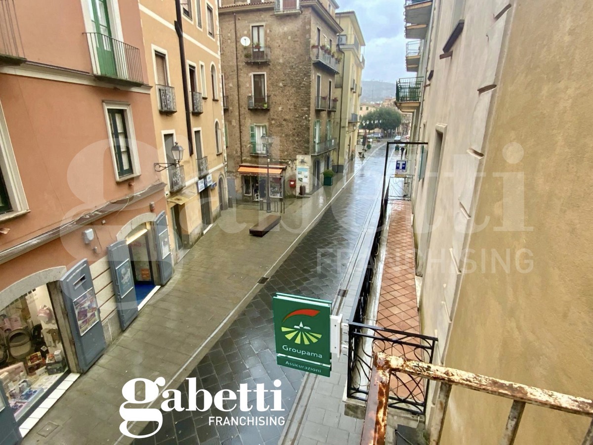 Quadrilocale in vendita a Vallo della Lucania