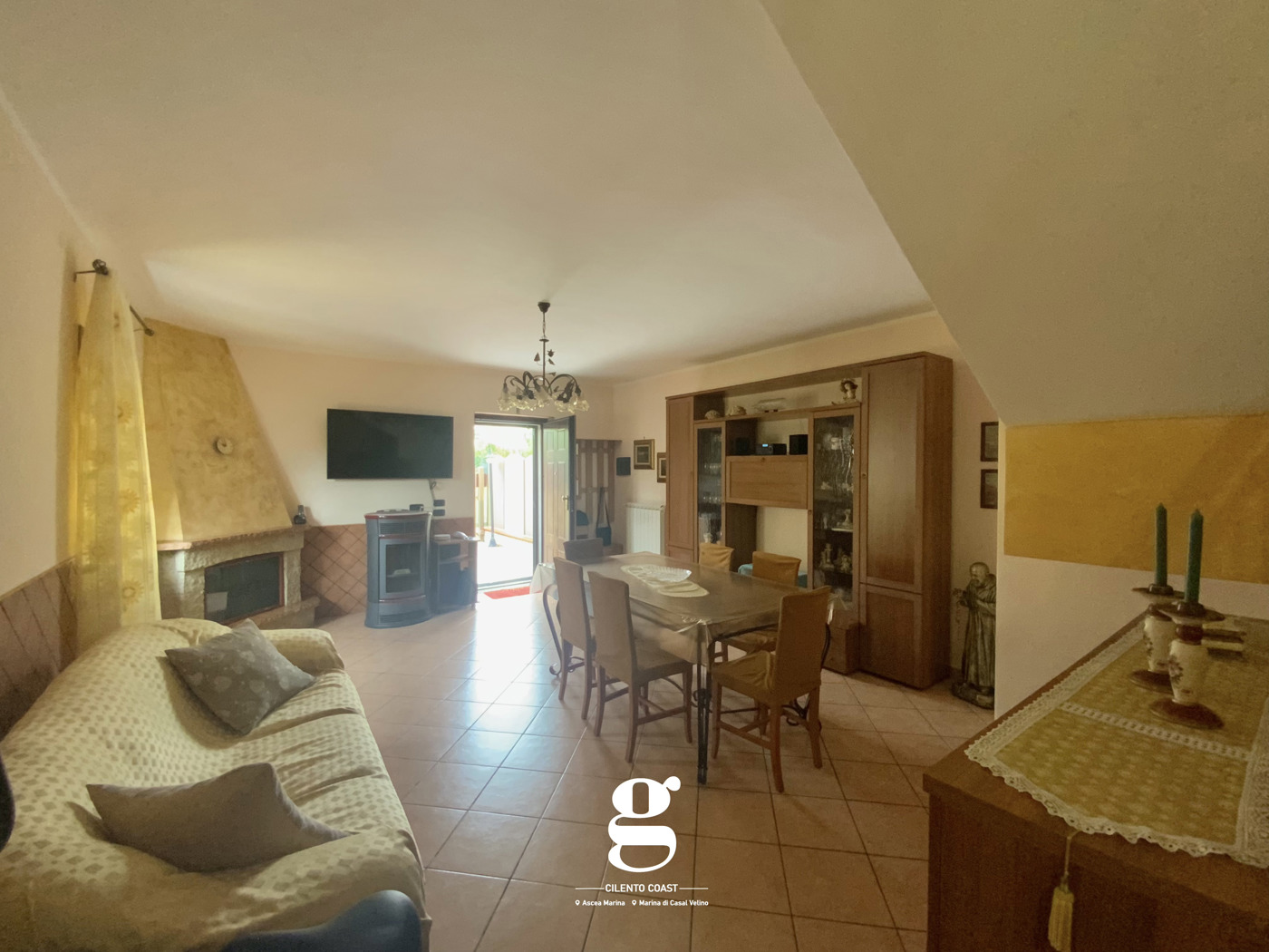 Villa ristrutturata a Casal Velino