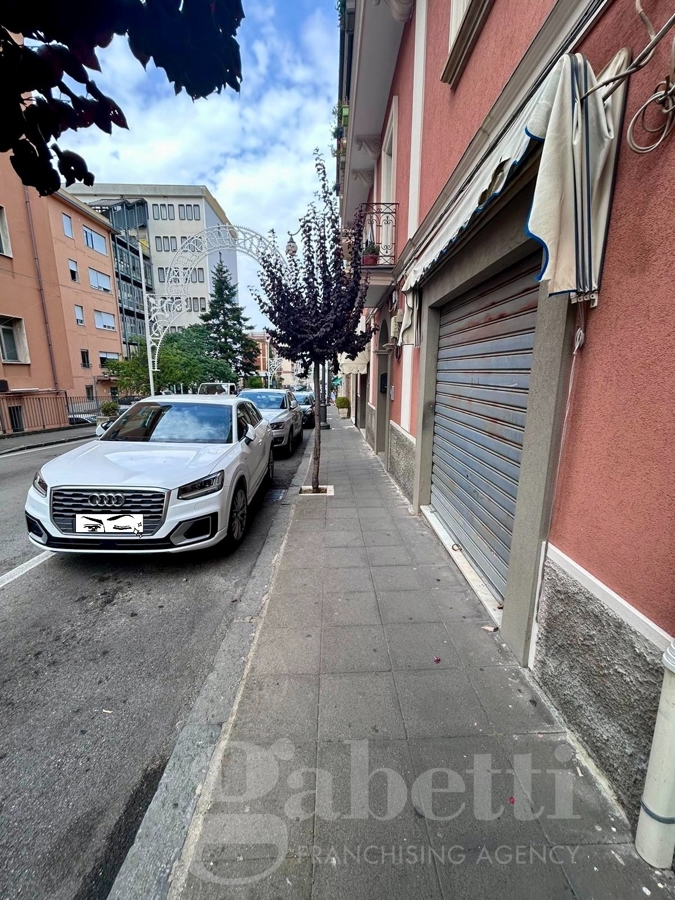 Negozio in vendita a Vallo della Lucania
