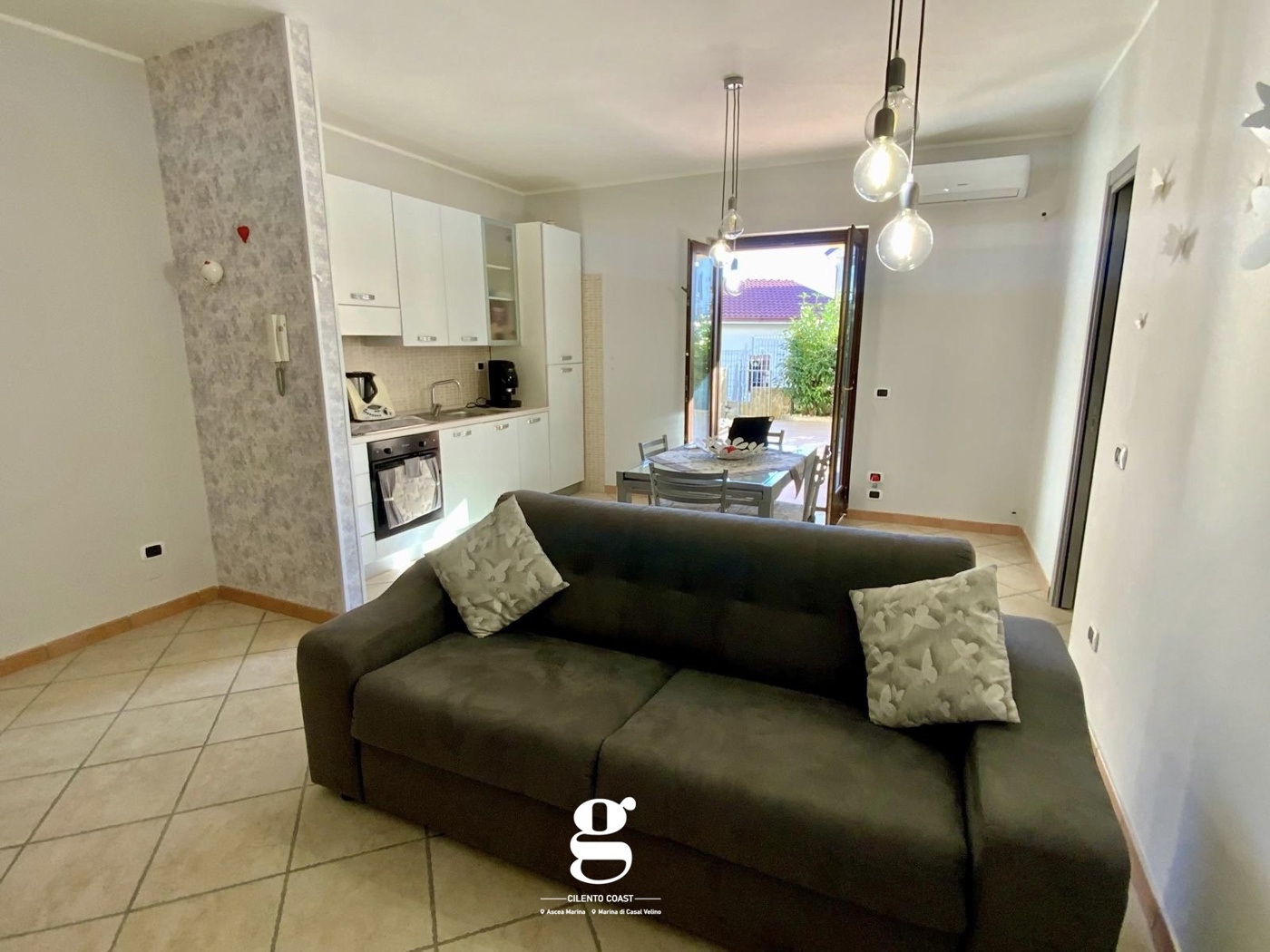 Trilocale con giardino a Casal Velino