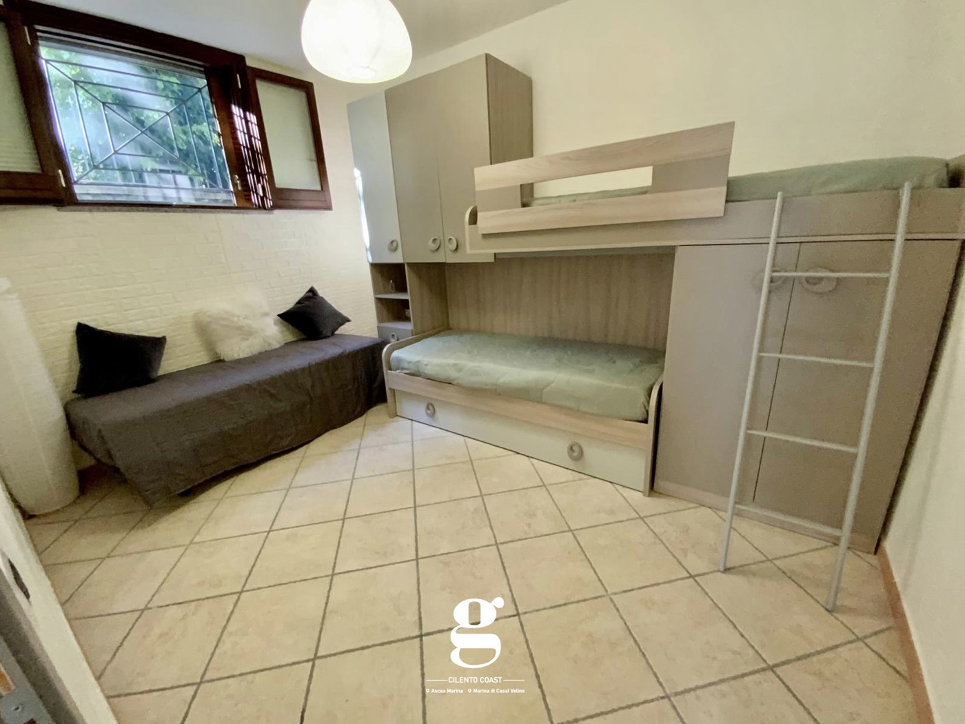 Trilocale con giardino a Casal Velino