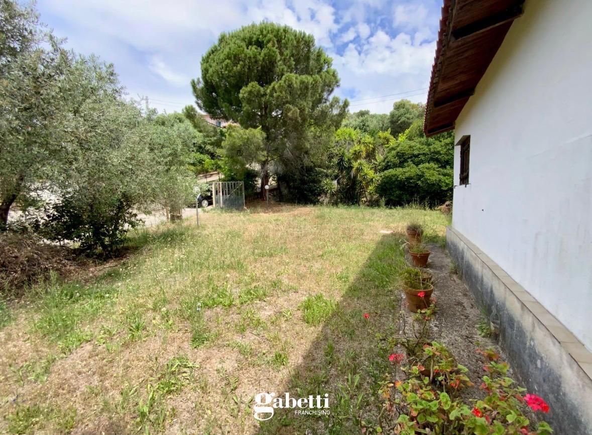 Stabile/Palazzo in vendita a Casal Velino